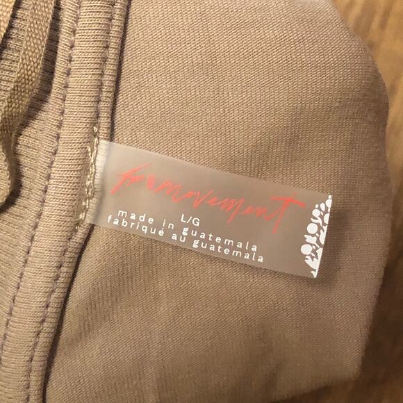 Free People Movement Tan Mocha Latte Hot Shot Tee Romper Size Large - Picture 13 of 14